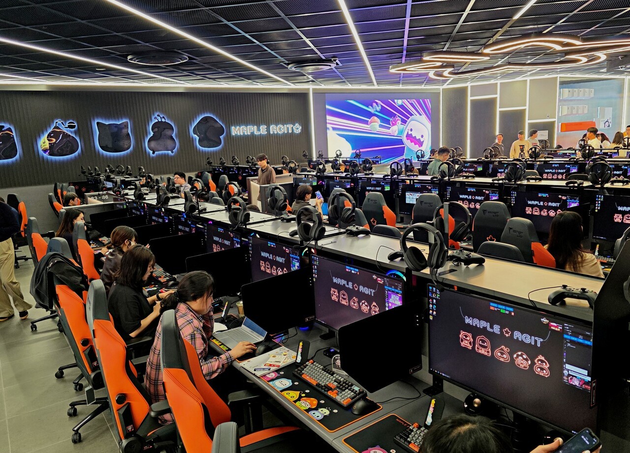 '메이플스토리'가 강남역에 떴다 ... 상설 PC방 오픈 - 뉴스 썸네일 이미지